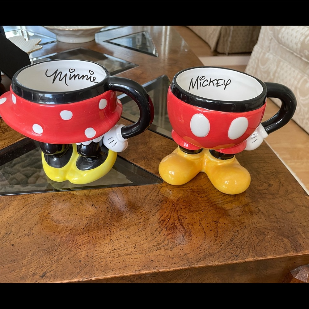 Vintage Mickey & Minnie mugs
